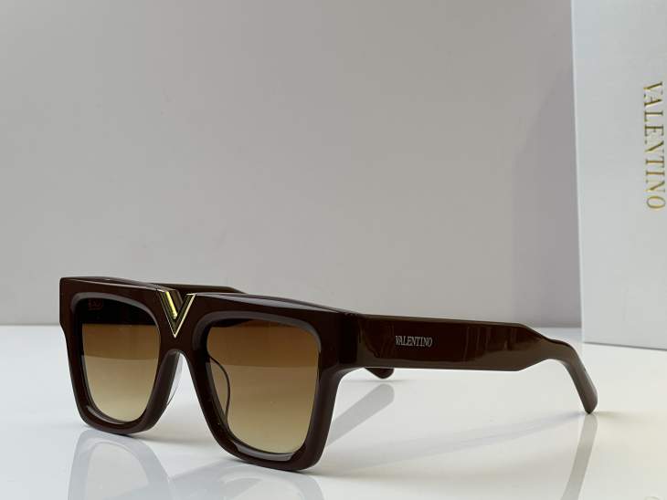 Picture of Valentino Sunglasses _SKUfw67175886fw